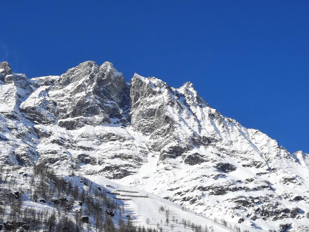 Appartamento Moderno Sulle Piste Breuil-Cervinia Extérieur photo